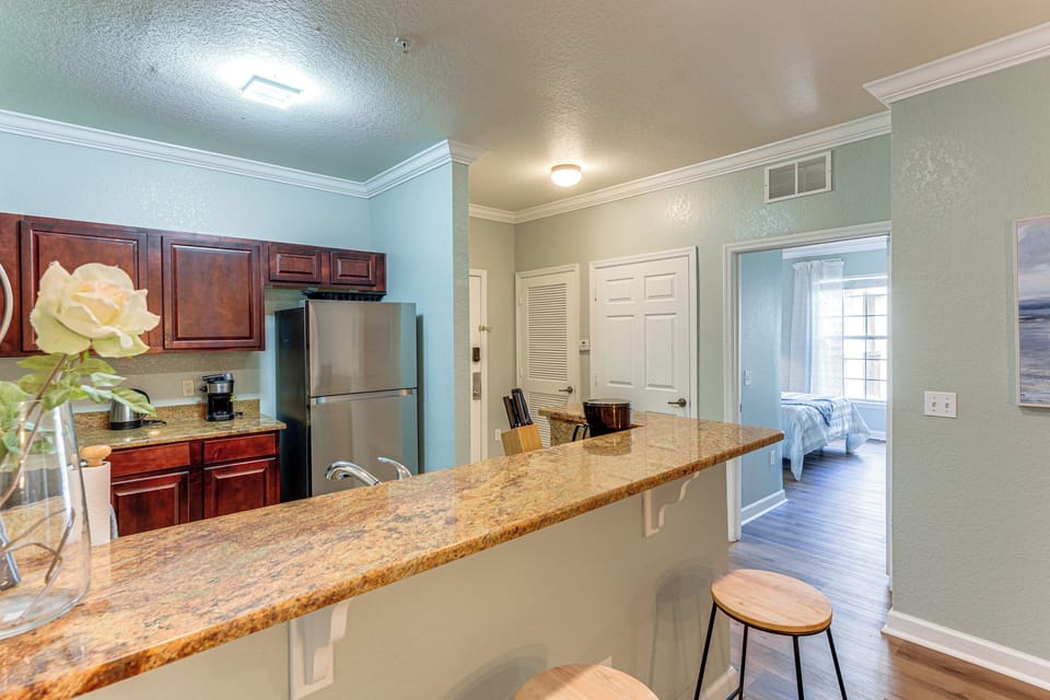 Kitchen | Drip Coffee Maker | Blender | Dishwasher | Electric Kettle