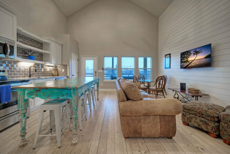 Open floor plan perfect for gathering.