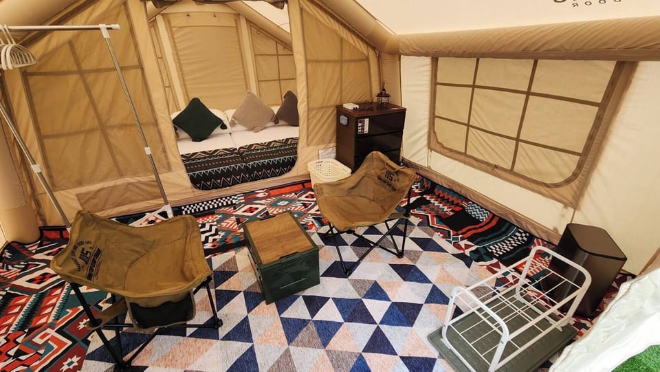 Gallery Tent | Living area