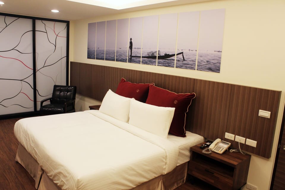 Standard Double Room | Bed sheets