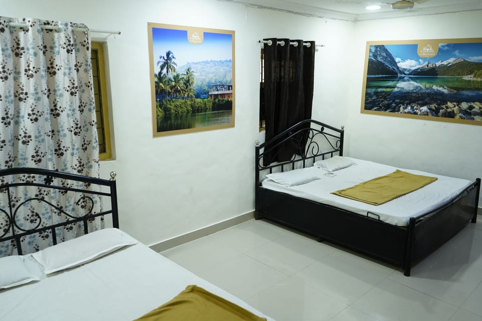 Classic Shared Dormitory | Free WiFi