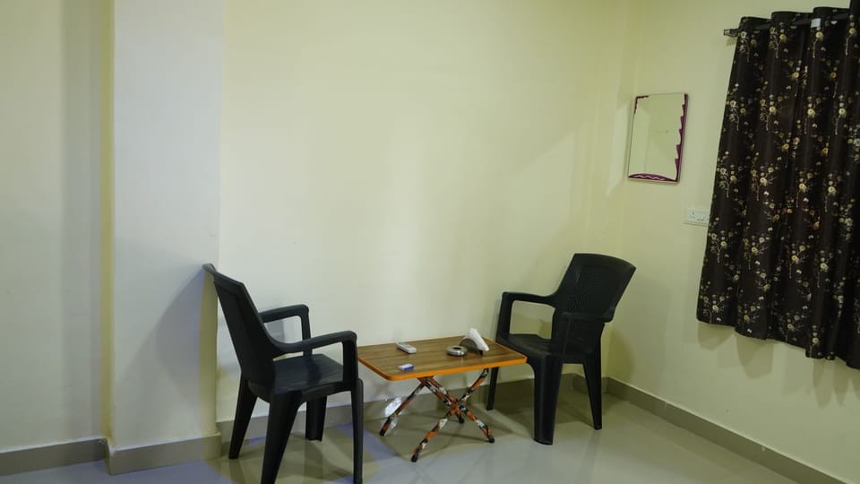 Standard Room | Free WiFi