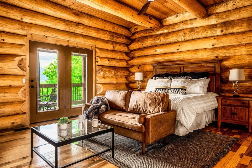 Snuggle down in the gorgeous king suite with luxury linens