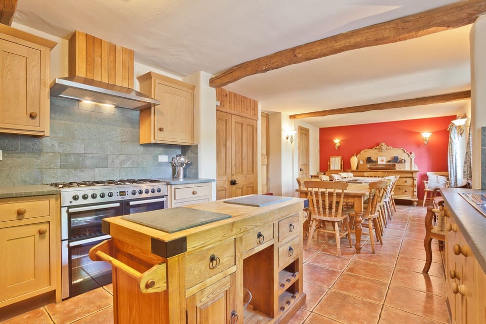 Bridge House coniston kitchen
