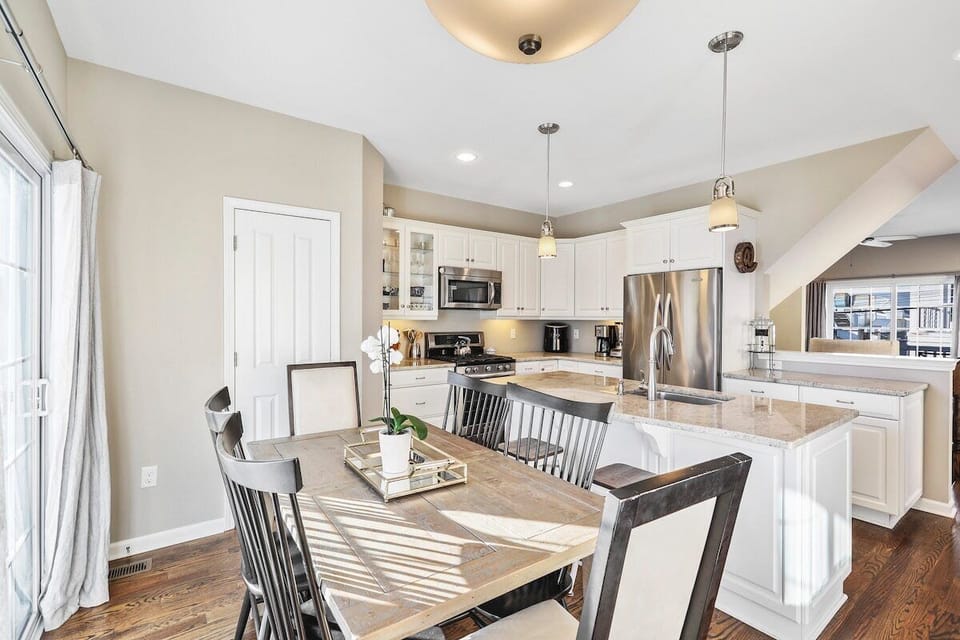 (Kitchen & dining room) Even if you decide to dine out, having a well-equipped kitchen makes all the difference. One guest said, “We chose to eat out for all of our meals but the kitchen was the best stocked kitchen I've ever had in a rental.”
