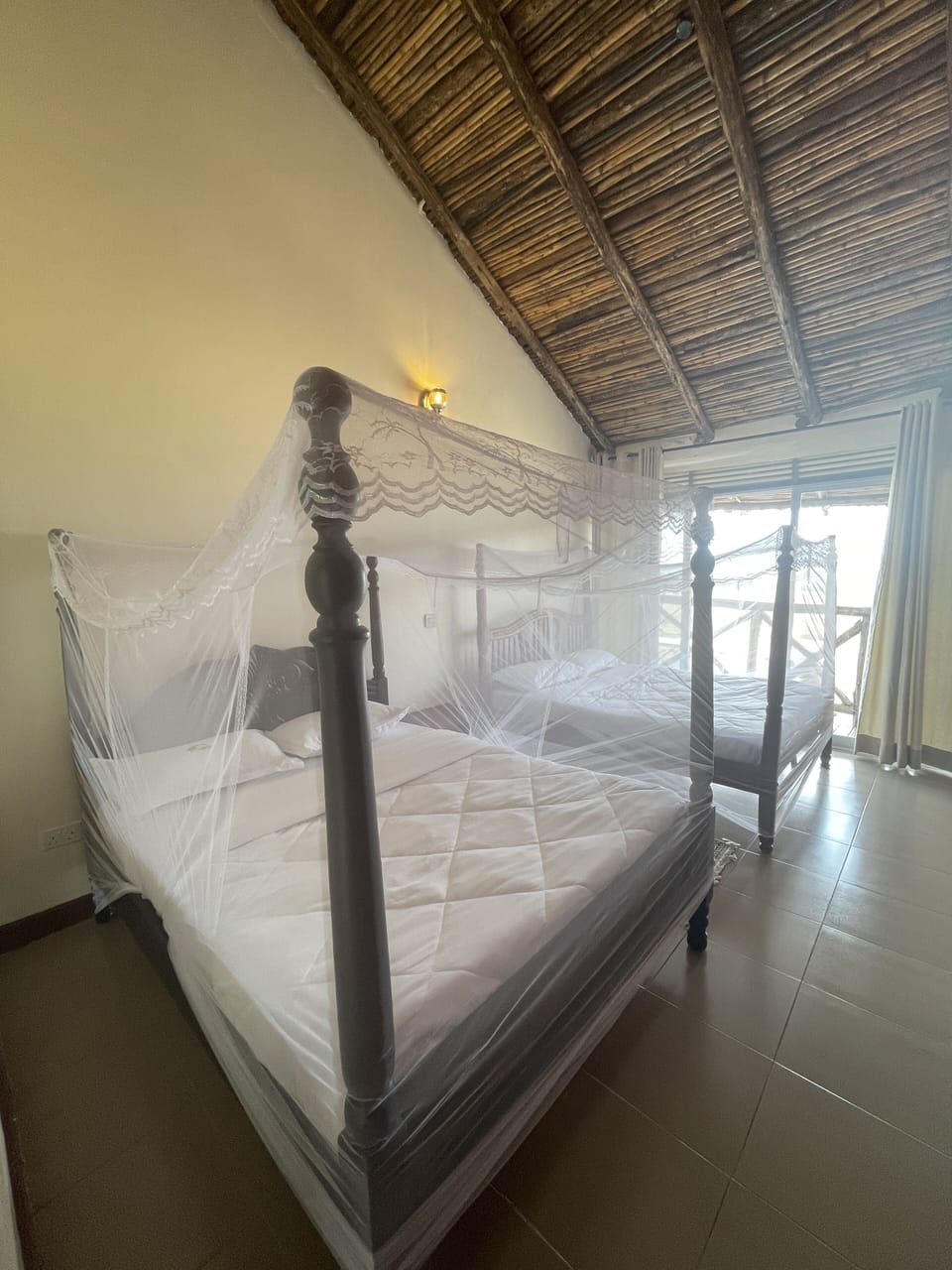 Deluxe Twin Room | Memory foam beds, individually decorated, individually furnished, desk