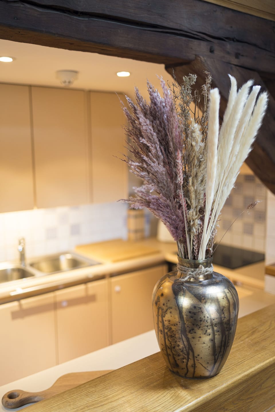 Premium Apartment | Private kitchen | Full-size fridge, microwave, oven, stovetop