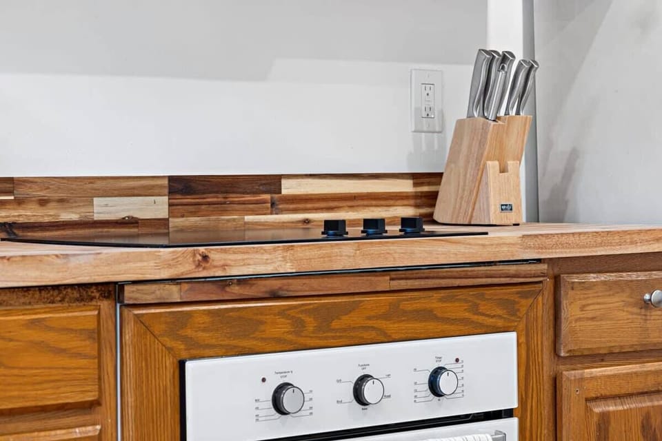 Kitchen Oven