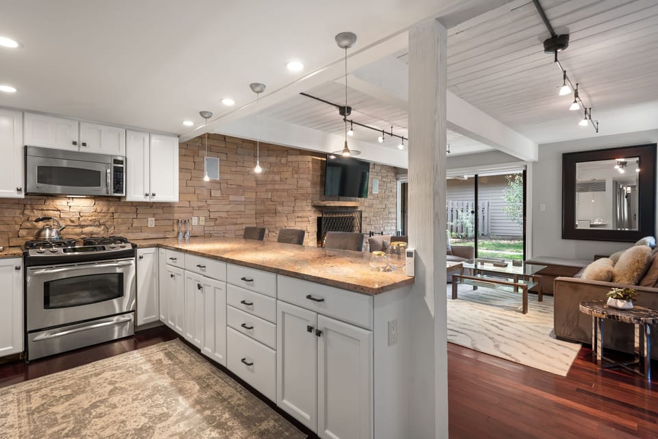 Condo, 2 Bedrooms | Private kitchen | Coffee/tea maker, fridge, oven, toaster