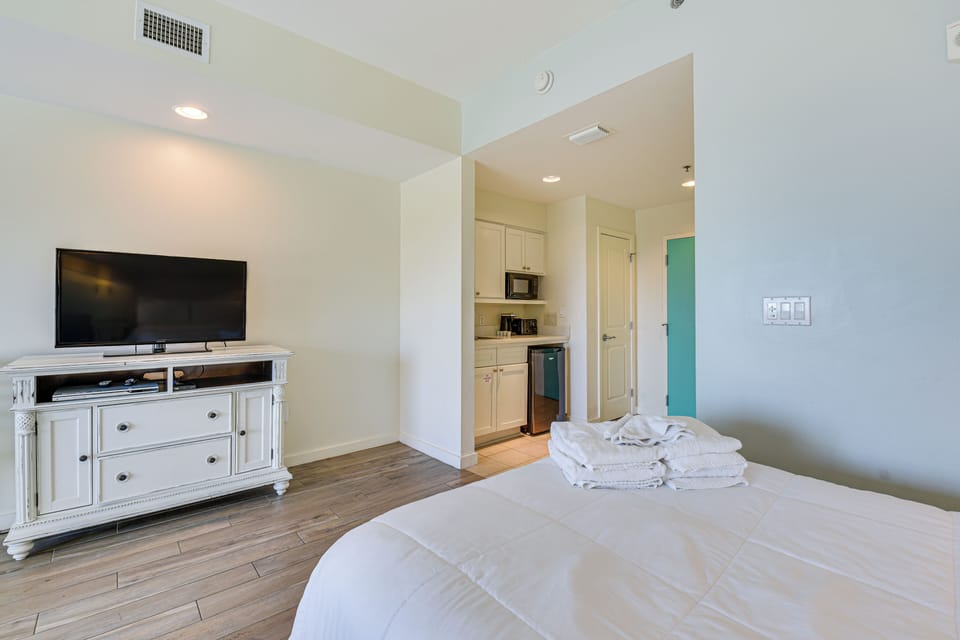 Apartment (0 Bedroom) | Interior