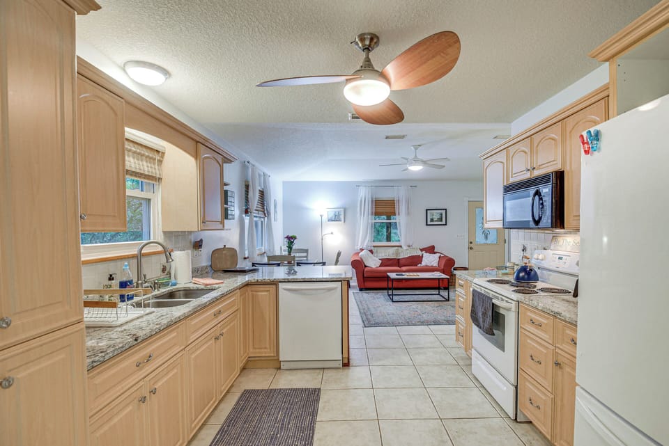 House (2 Bedrooms) | Interior