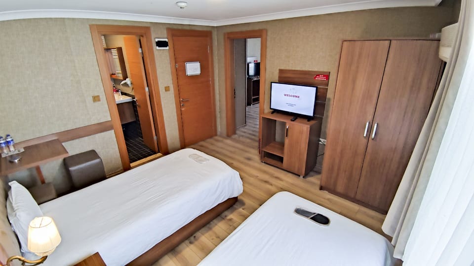 Family Room | Free WiFi, wheelchair access