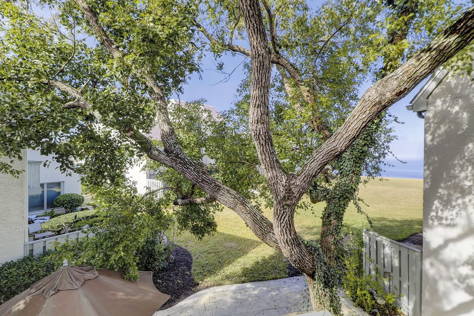Main Bedroom Balcony View