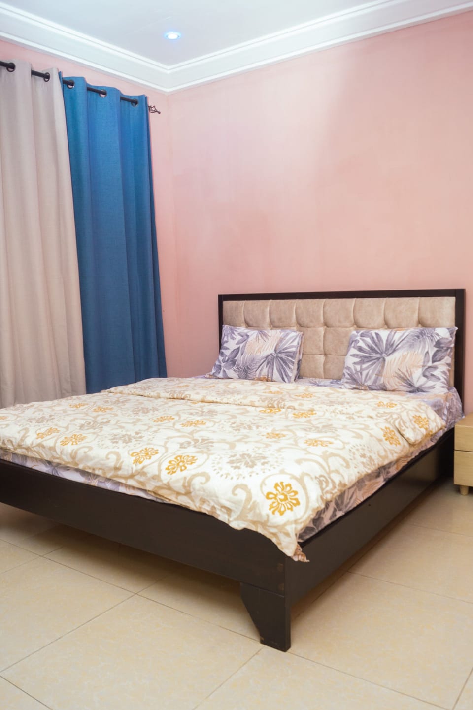 Deluxe Apartment | 2 bedrooms, iron/ironing board, free WiFi