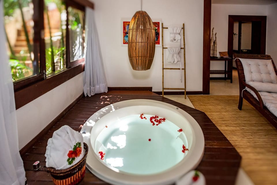 Suíte Executiva | Premium bedding, pillowtop beds, minibar, in-room safe