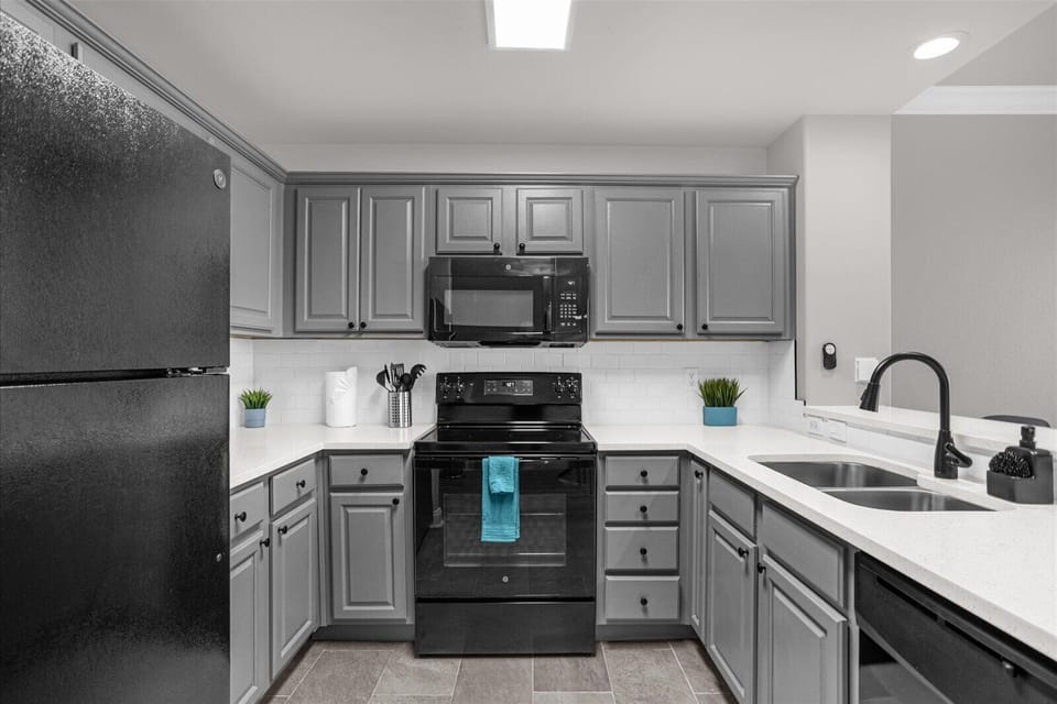 Fully equipped kitchen
