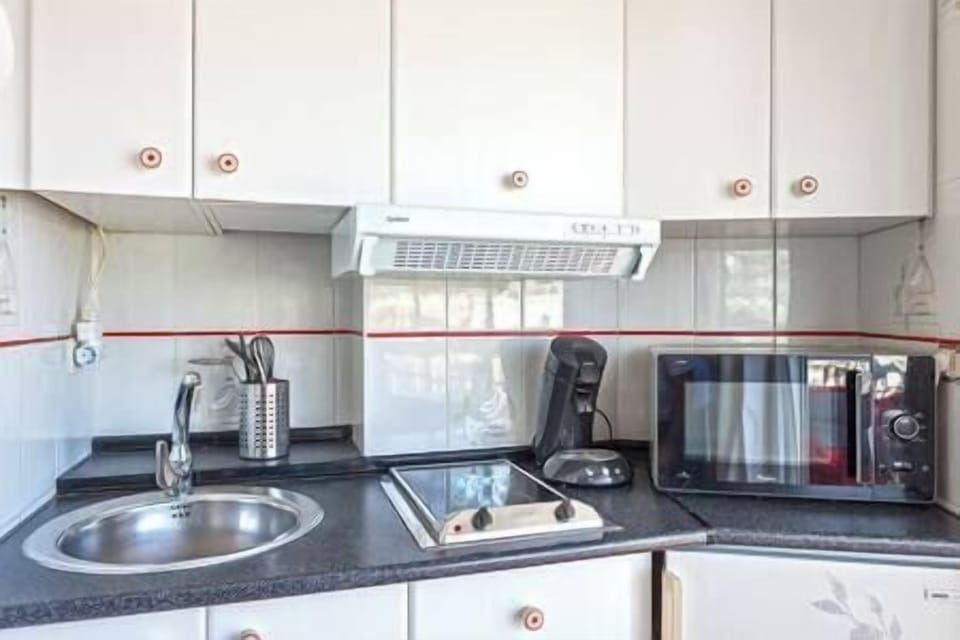 735fe594-e5b2-491c-bd97-85c8f8035d98