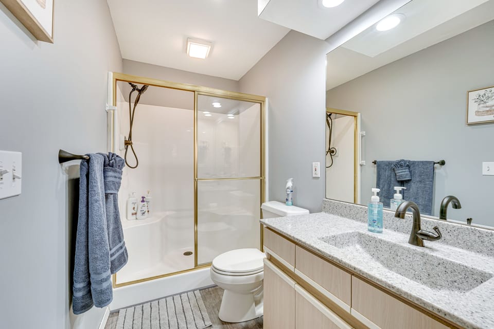 Bathroom | Towels Provided | 1st Floor