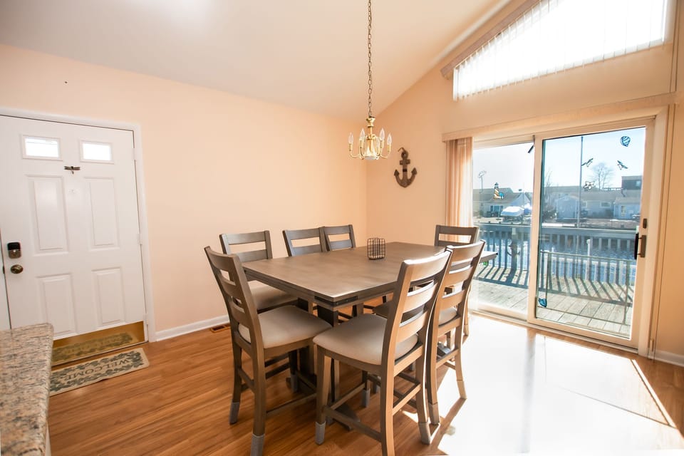 Dinning Room Only