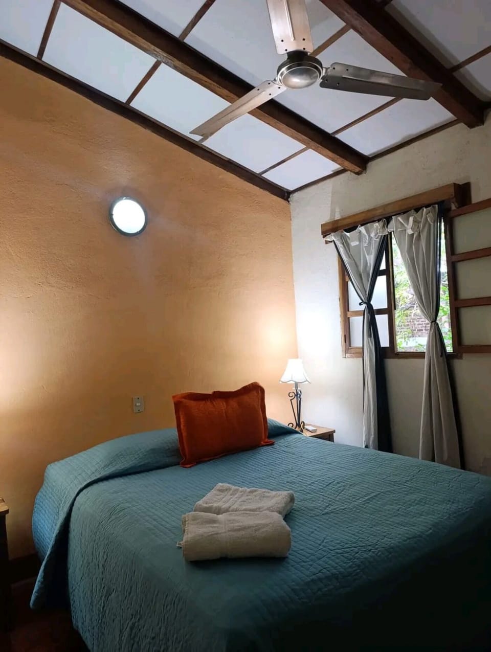 Standard Triple Room, Multiple Beds, Air conditioning | Down comforters, laptop workspace, iron/ironing board (on request)