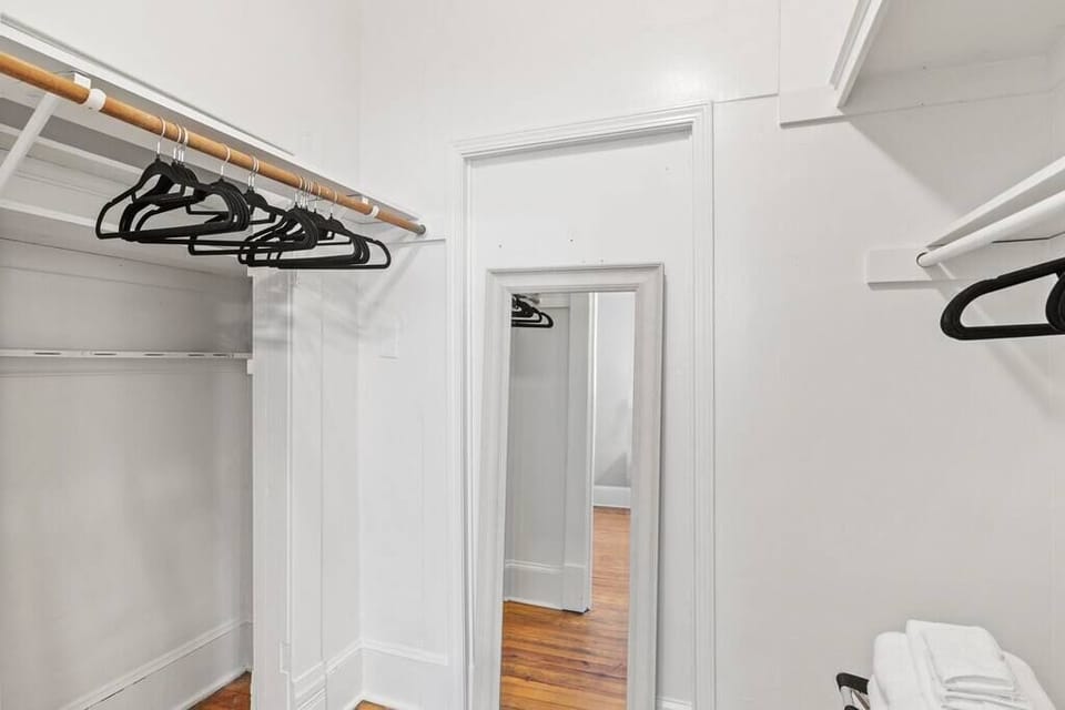 Walk in Closet
