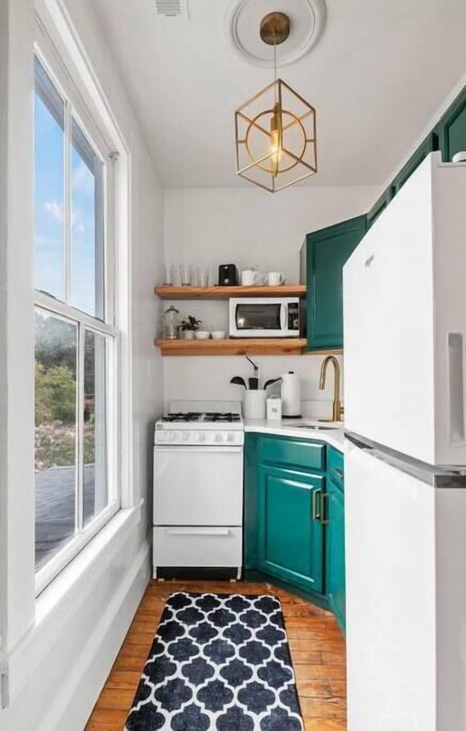 Kitchen (2)