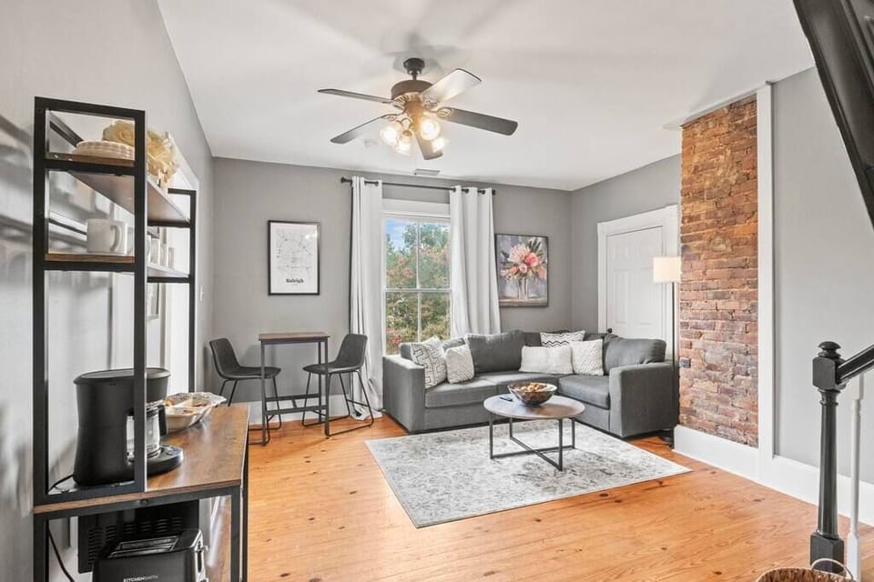 Living Room (1)