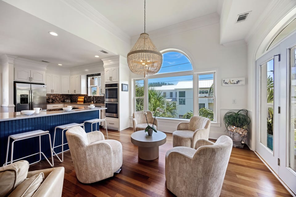 Beautiful large windows to bring in the natural light.