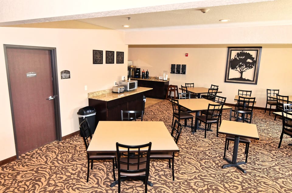 Free daily self-serve breakfast