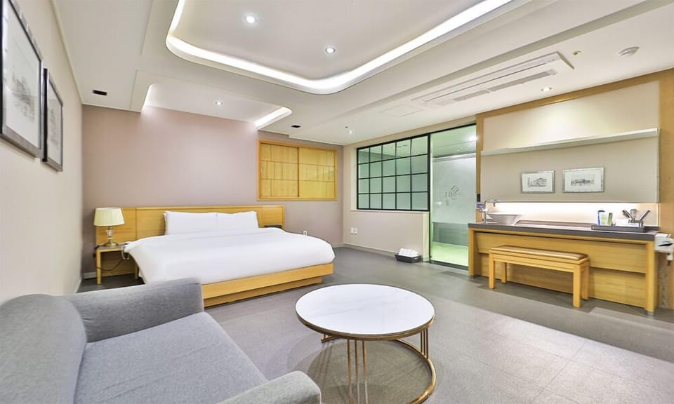 Deluxe Room (Mixed-Gender Occupancy Not Allowed for 3 Guests) | Soundproofing, free WiFi, bed sheets