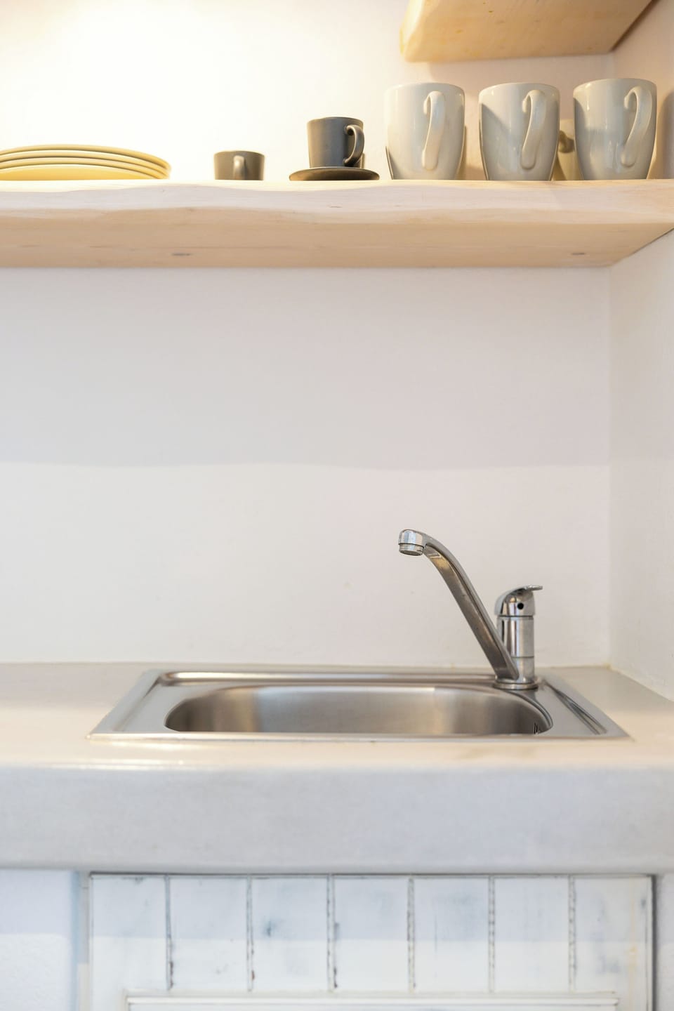 Apartment | Private kitchen | Mini-fridge, espresso maker, coffee/tea maker, electric kettle