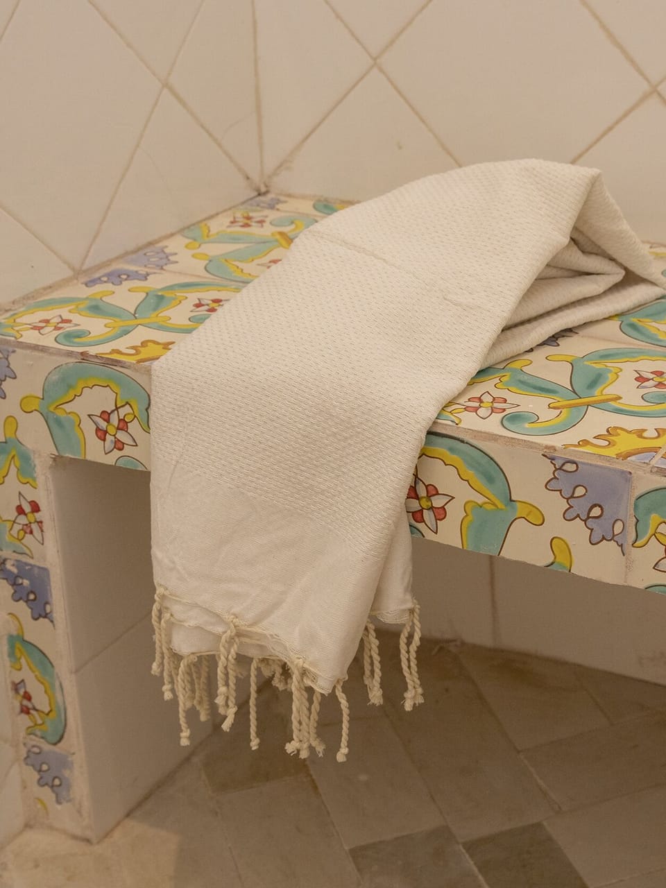 Classic Suite | Bathroom | Free toiletries, hair dryer, soap, shampoo