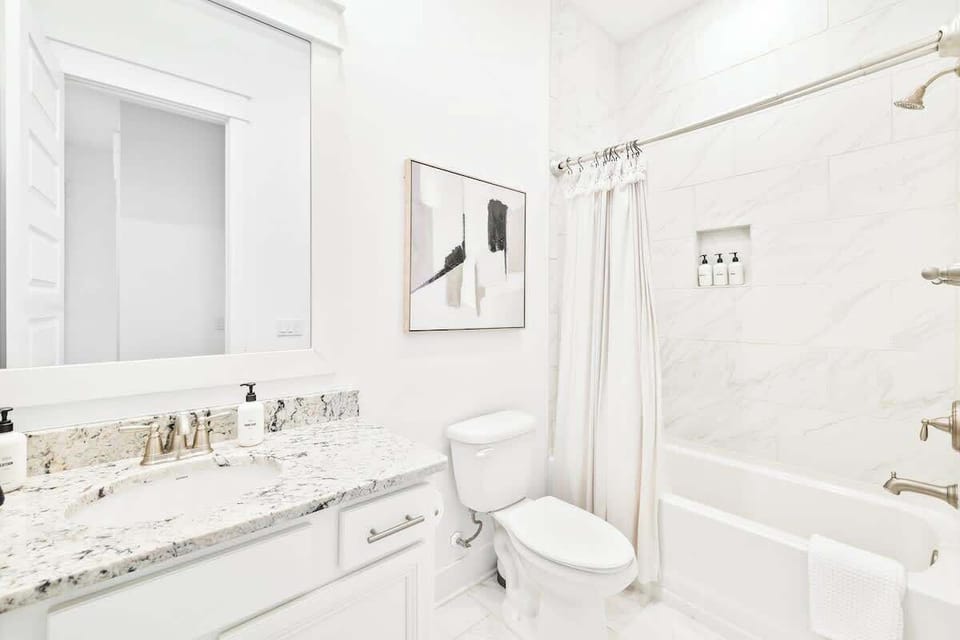 Second floor full bathroom shared by 2 bedrooms.