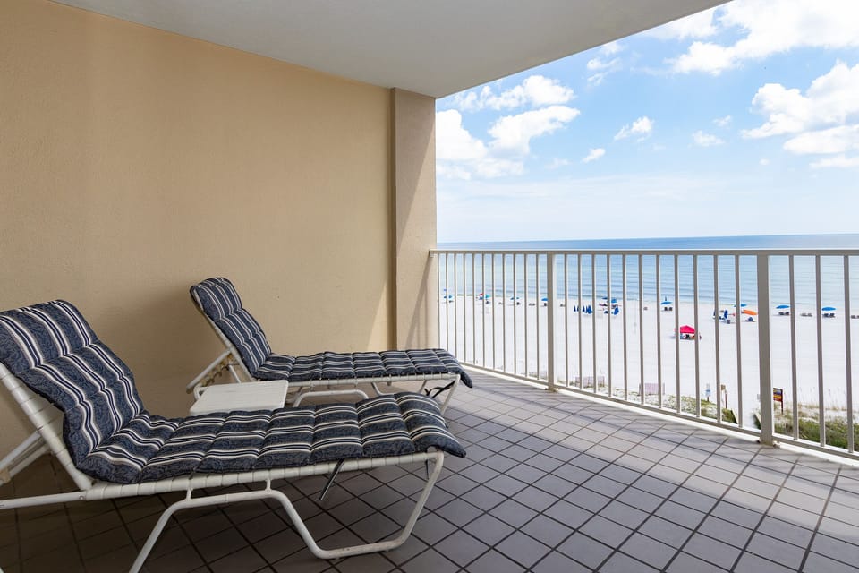 WC503_Balcony1