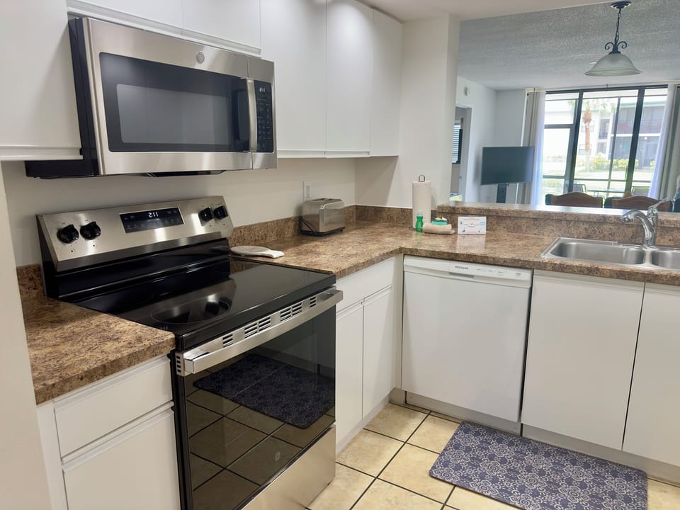 Kitchen (1)