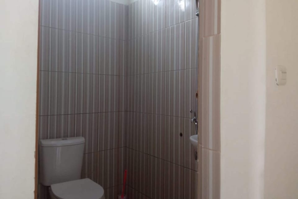 Standard Double Room | Bathroom | Shower, soap