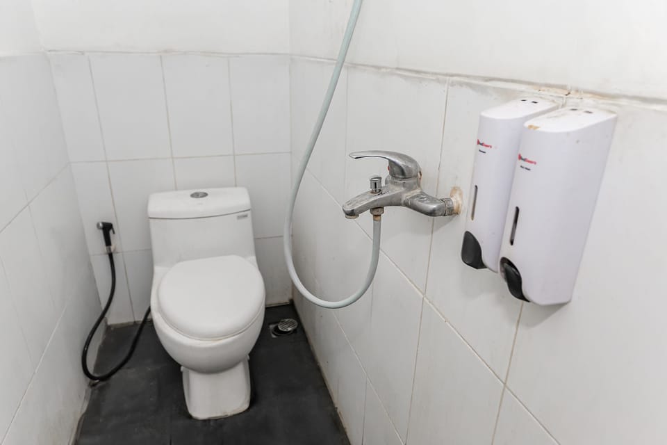 Standard Double Room | Bathroom | Shower, soap