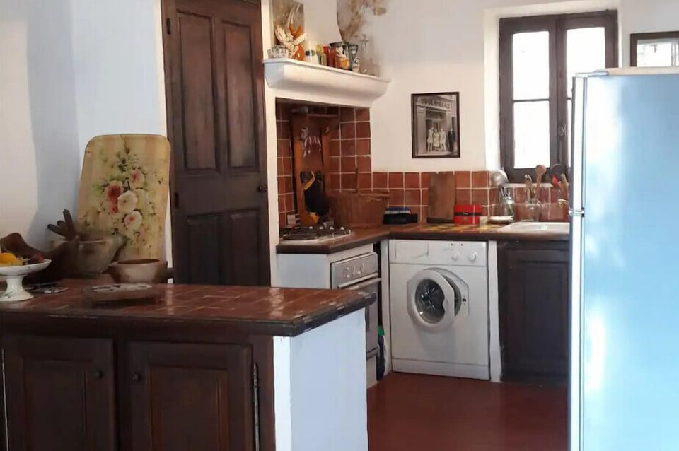 Equipped kitchen