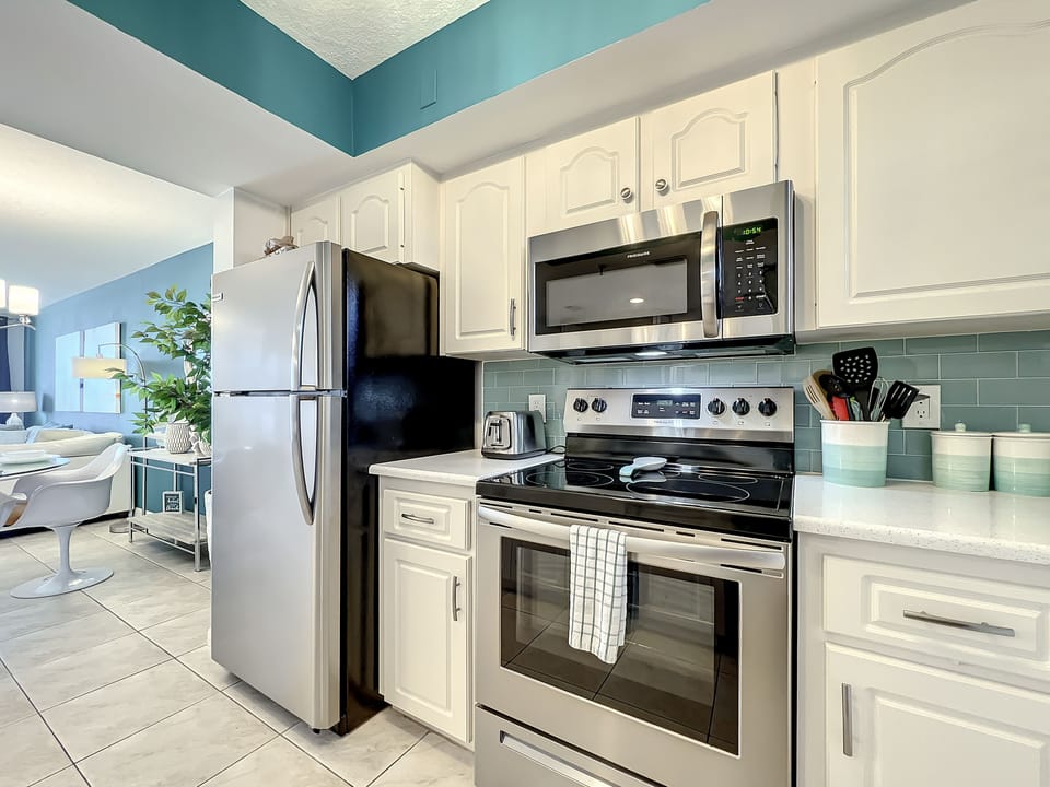 Cook with ease! Our fully equipped kitchen has all the necessities for preparing delicious meals during your stay.