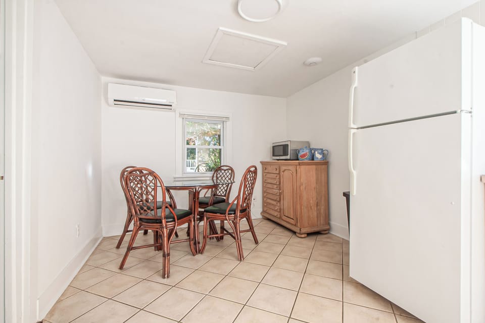 Microwave, coffee/tea maker, cookware/dishes/utensils