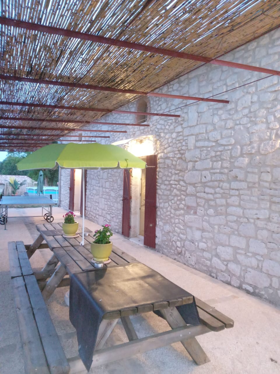 Outdoor dining