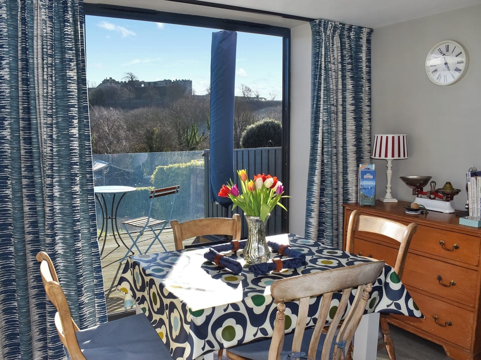 Open plan living space | The Apricot Tree, Carisbrooke, Near Newport