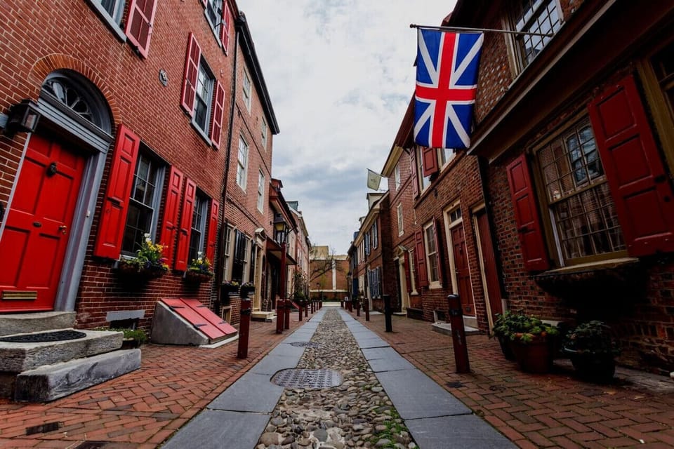 Discover the heart of Philadelphia`s history at Elfreth`s Alley Museum, just 15 minutes away. Stroll down the narrow, picturesque lanes, explore the quaint museum, and experience the essence of colonial America. #HistoricalTreasures #ColonialPhiladel