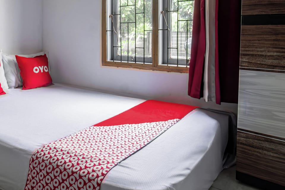 Deluxe Double Room | WiFi (free), bed sheets