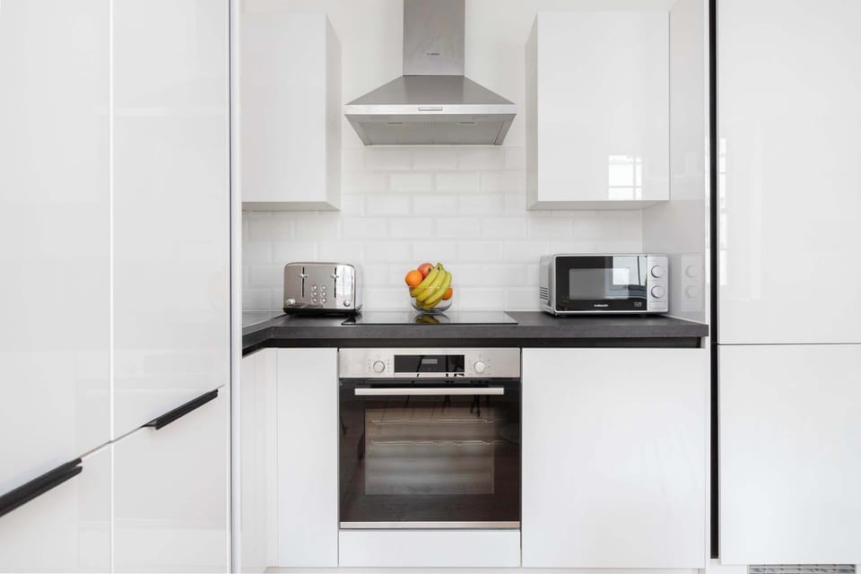 The kitchen is fully equipped to prepare a simple meal
