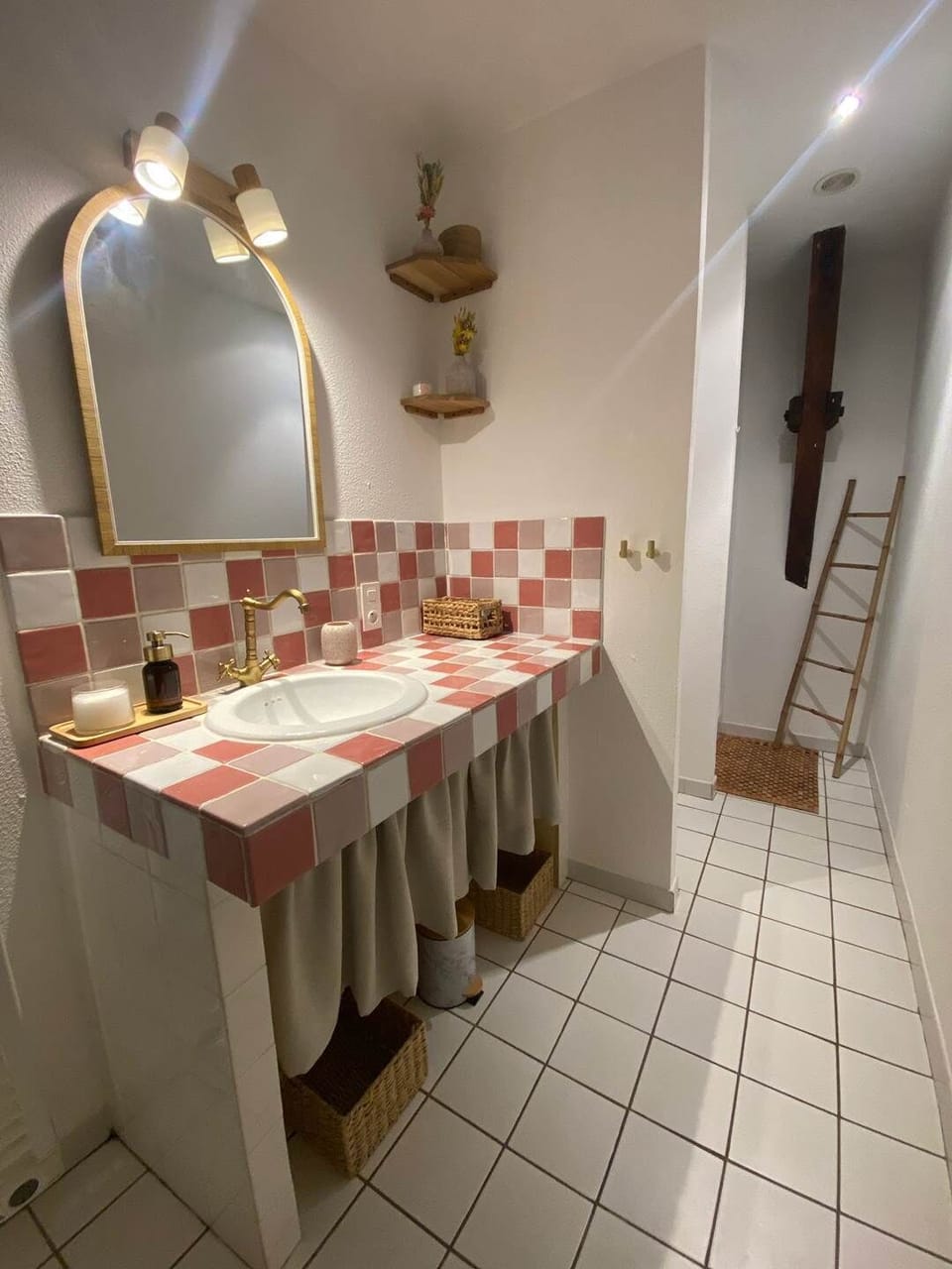 Salle du Bain Safran