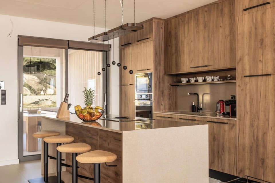 Luxury Villa | Private kitchen | Fridge, microwave, oven, stovetop