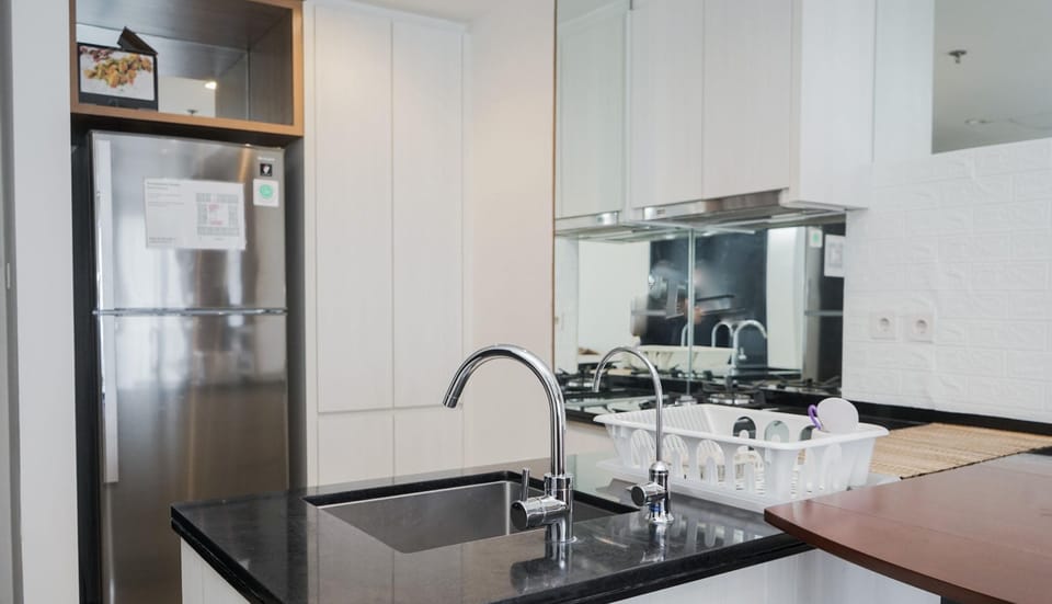 Apartment | Private kitchen | Full-size fridge, stovetop