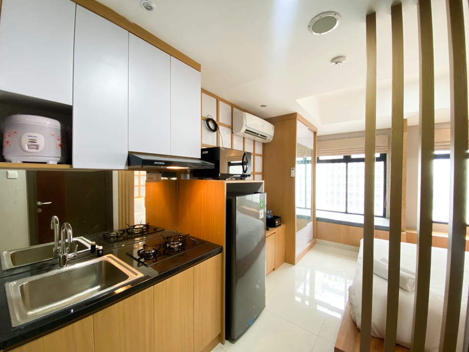 Studio | Private kitchen | Fridge, microwave, stovetop, rice cooker