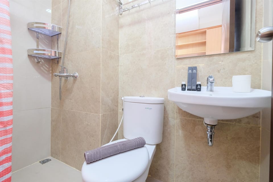 Studio | Bathroom